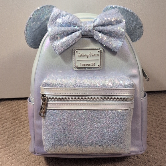 Loungefly Disney Parks Minnie Mouse Iridescent Sequin Mini Backpack NWT - Picture 2 of 9